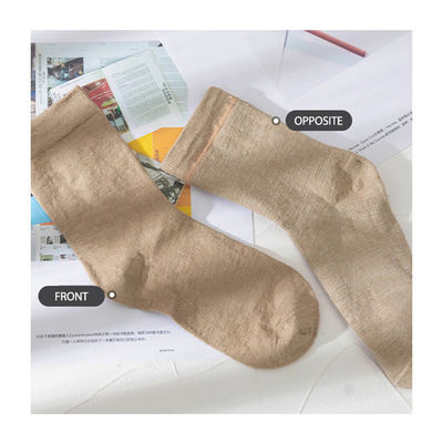 Vrouwelijke enkelsokken met hygroscopisch en geurbestendige 75% hennep 23% polyamide 2% spandex