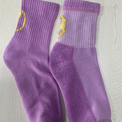Casual sokken voor vrouwen Custom kleur logo OEM gekamd katoen half-loop enkel schattig sokken