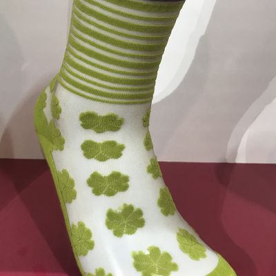 Cotton Nylon Beauty Socks Custom Logo Oem Moderne Mode Glas Socks voor vrouwen het hele jaar door