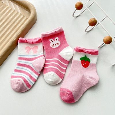 Winterschoenen voor kinderen Set met tekenfilmpje aardbeien konijn ontwerp en snel droog stof