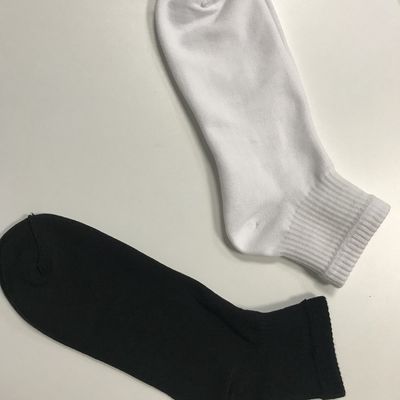 Adembenemend Eco-vriendelijk geborduurd logo platte sokken voor mannen en vrouwen aangepast logo