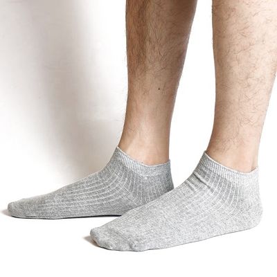 Regelmatige stijl Korte sokken voor mannen Breathable en vocht afneembare ontwerp