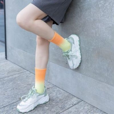 Manchet logo ademend gebreide katoenen sport sokken voor vrouwen anti-slip en helling