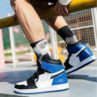 Regular Style Tie Dye Cotton Athletic Compression Socks voor een actieve levensstijl