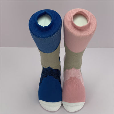 25% Polyamide Grip Voetbal sokken Lange sport sokken voor training en sportprestaties