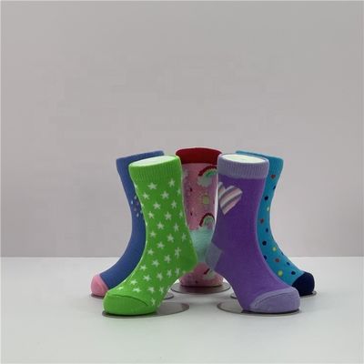 Milieuvriendelijke dagelijkse sokken voor jongens Duurzame katoenen schoenen voor kinderen zonder drukwerk