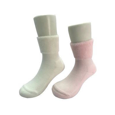 Custom kids sokken wit roze pluis baby gecombeerde katoenen sokken voor dagelijks comfort