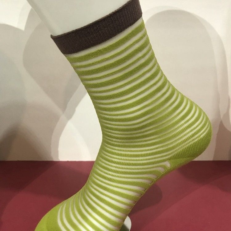 Cotton Nylon Comfortable gebreide glazen sokken voor vrouwen Custom Logo OEM 35-40 Dames maat